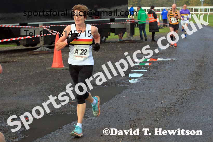 2022 Norman Woodcock Memorial Road Relays (organised by Elswick Harriers), Gosforth Park Racecourse, Newcastle.  Photo: David T. Hewitson/Sports for All Pics